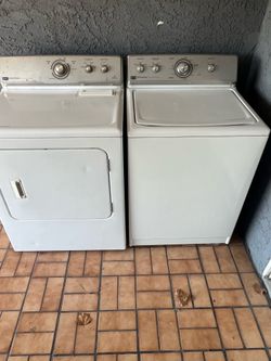 Juego de lavadora y secadora. Maytag Heavy Duty