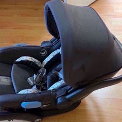 UPPAbaby Mesa Max Infant Car Seat/Base with Load Leg and Robust Infant Insert Included/Innovative Safety Features + Simple Installation/Direct Strolle