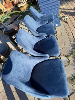 Set of 4 Navy Blue Velvet Counter Bar Stools – Black & Gold