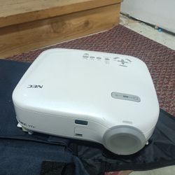 Nec VT47 video projector 
