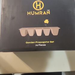 Humran 79 Piece Garden Propagator Set