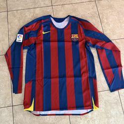 (Large) Nike FC Barcelona Re-Issue 2005/06 Ronaldinho #10 Home Jersey 