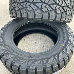 35x12.50 20 AMP TERRAIN ATTACK RT 12 PLYS TIRES 