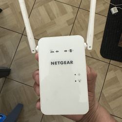 Wi-Fi Extender By Netgear. 