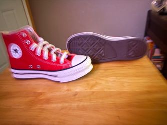 Converse- Chuck Taylor All Star Lift Platform Canvas