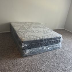 Queen Mattress Come With Free Box Spring - Same Day Delivery 