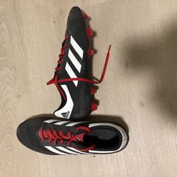 Size 10 Adidas Soccer Cleats (used)