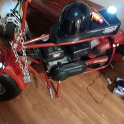 Mini BIKE ALMOST NEW VERY RELIABLE AND NEEDS SOMEONE TO RIDE HIM ONLY TAKES 2.50$ FOR GAS LAST ABUOT 3DAYS VERY RELIABLE NO PROBLEM IM MOVING TO THE B