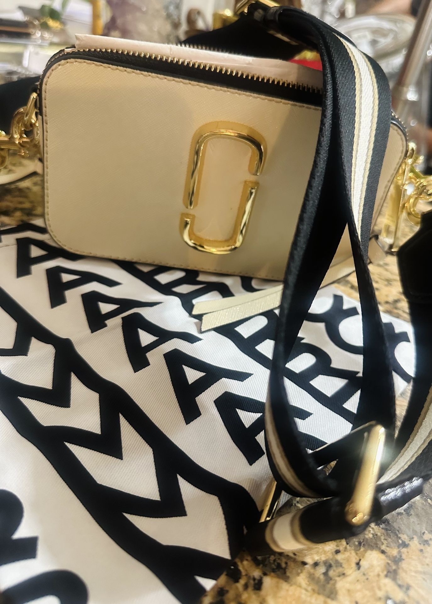 Crossbody Hang Bag