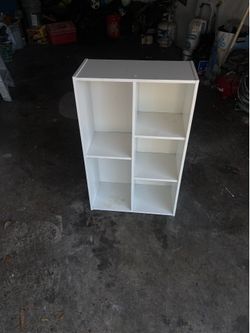 Furinno Luder 5-Cube Reversible Open Shelf unit in white