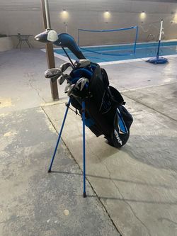 12 PIECE STRATA GOLF SET