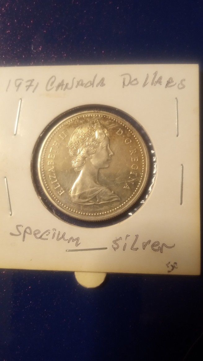 1971 Silver Canadian Dollar