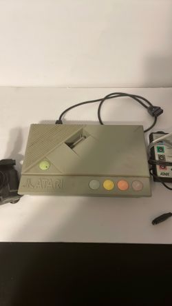 Atari xegs with controls and Atari lab interface no power cables