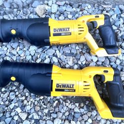 DEWALT 20 VOLT SAW Z ALL BUNDLE