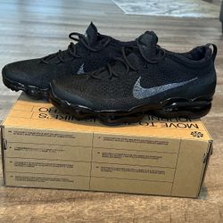 NEW! Nike Air Vapormax Flynit 