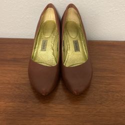 Tsubo Brown Leather Heels