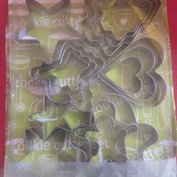 27 Piece Stainless Steel Cookie Cutter Set