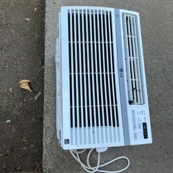 LG Air Conditioner 
