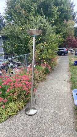 Standing lamp price 10$. Pick up. E. Side. Tacoma