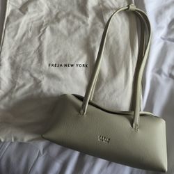 Freja New York Mini Chrystie Bag