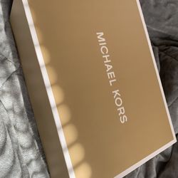 Michael Kors Crossbody Bag