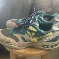 Rare LV Trainers 