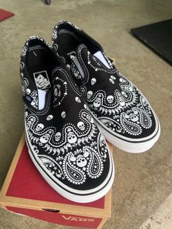 VANS Bandana Skull Classic Slip-On Shoes