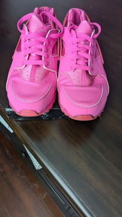 Nike Air Huarache Run (GS)- Size 6.5Y