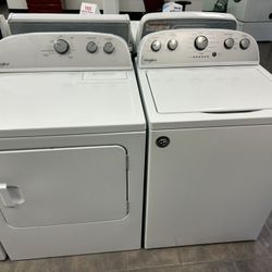 Whirlpool Washer And Electric Dryer Set 