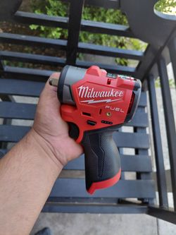3/8" Mini Stubby M12 FUEL Milwaukee Impact