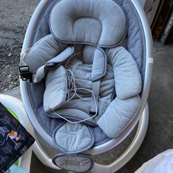 Baby Swing 30$ Or Make An Offer