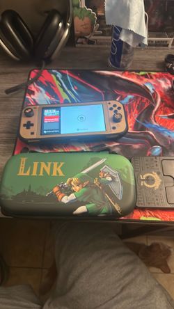 Hacked switch lite triforce edition
