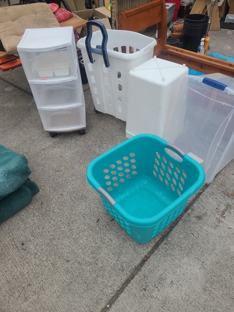 5 Pcs. storage and baskets all $10