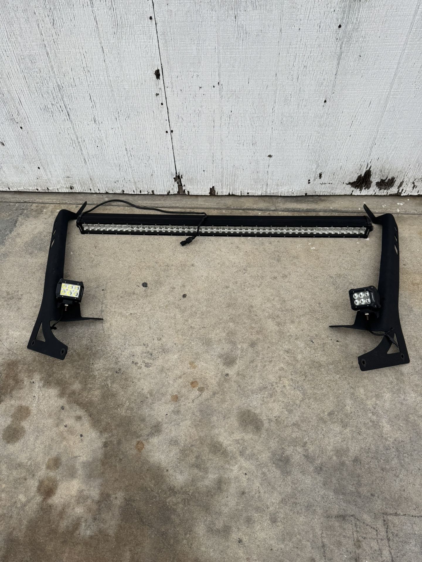 07-18 Jeep Wrangler LED Light Bar With Brackets And Spot Light