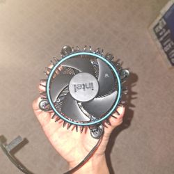 LGA 1700 Intel stock cooler