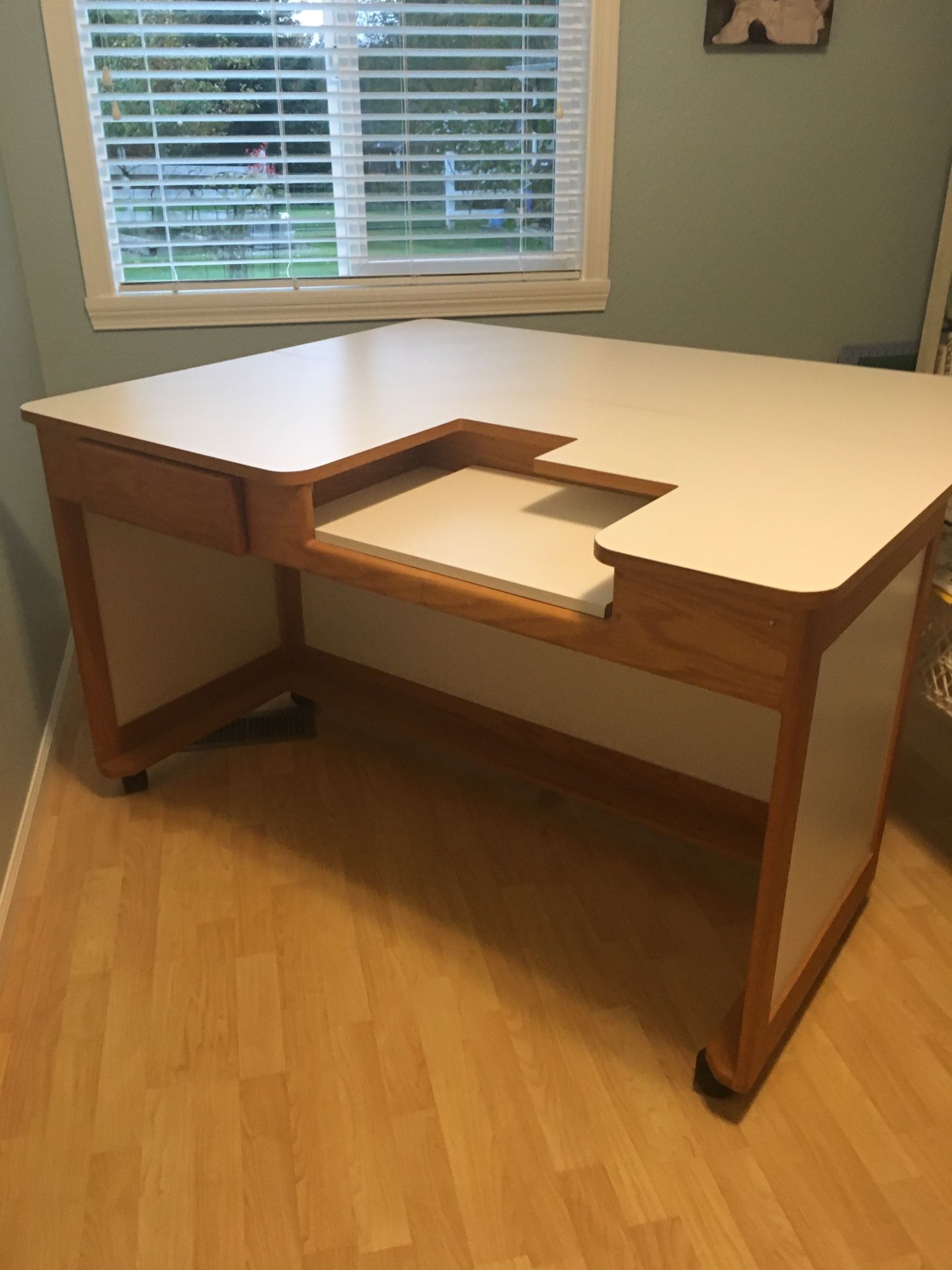 Sewing/crafting Table - PENDING P/U
