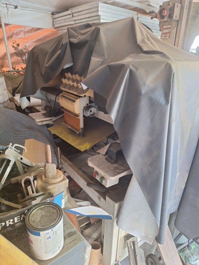 FREE - GRATIS Renaissance Cantare Embroidery Machine