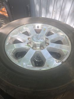 Ram 2500 Laramie wheels
