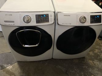 Samsung Washer and Gas Dryer Set