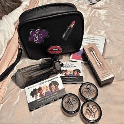 Start Your Beauty Path with Our Makeup Kit for Aspiring Stylists! court heart