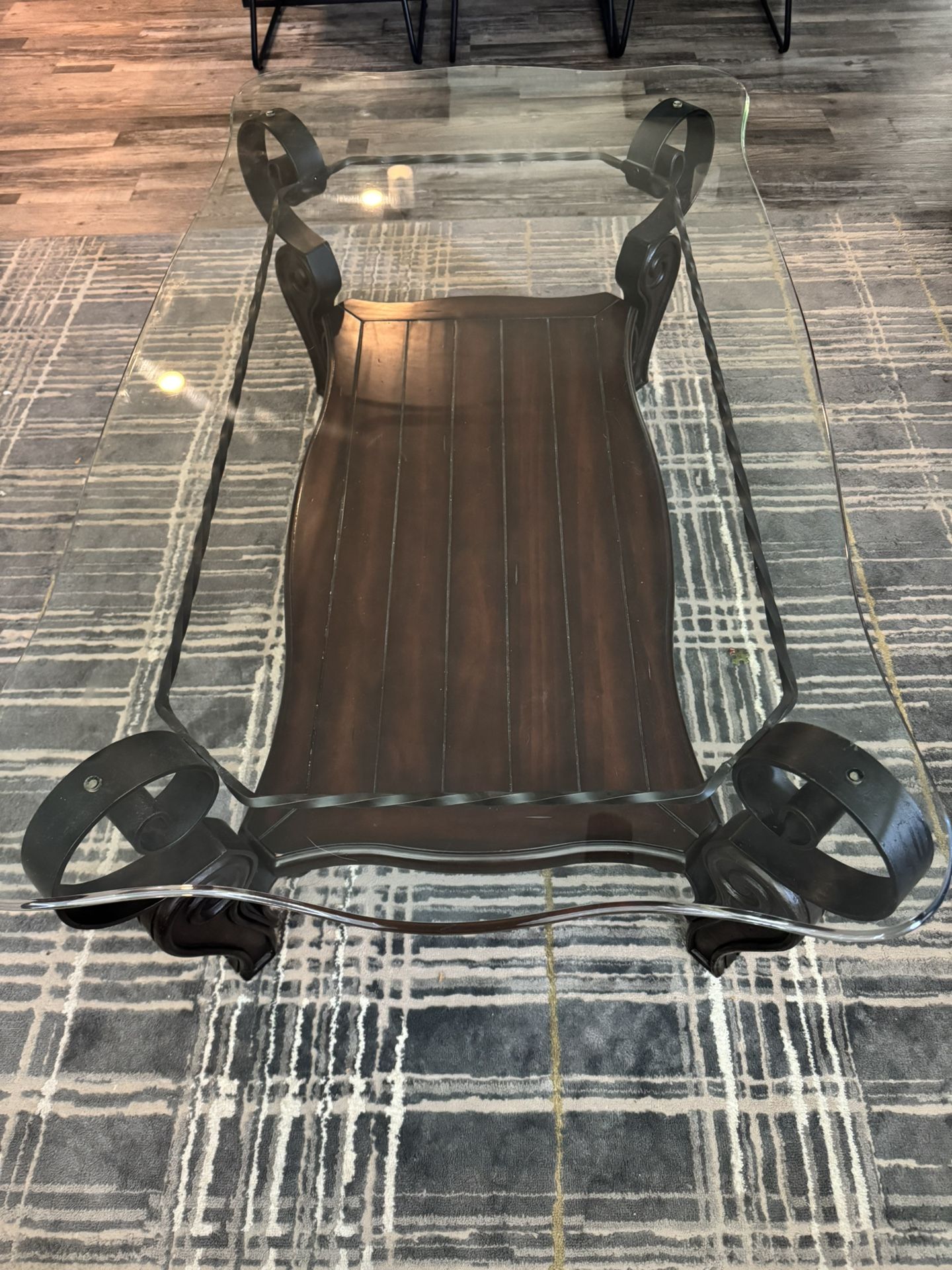 Glass/wood Coffee Table