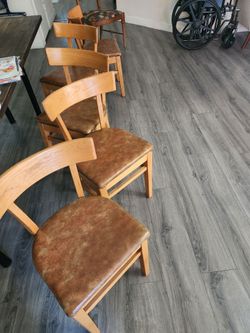 5 matching chairs