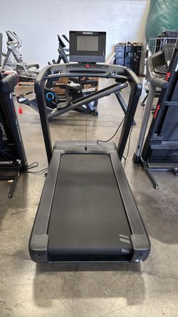 Nordictrack Commercial 1250 treadmill with best running belt and incline