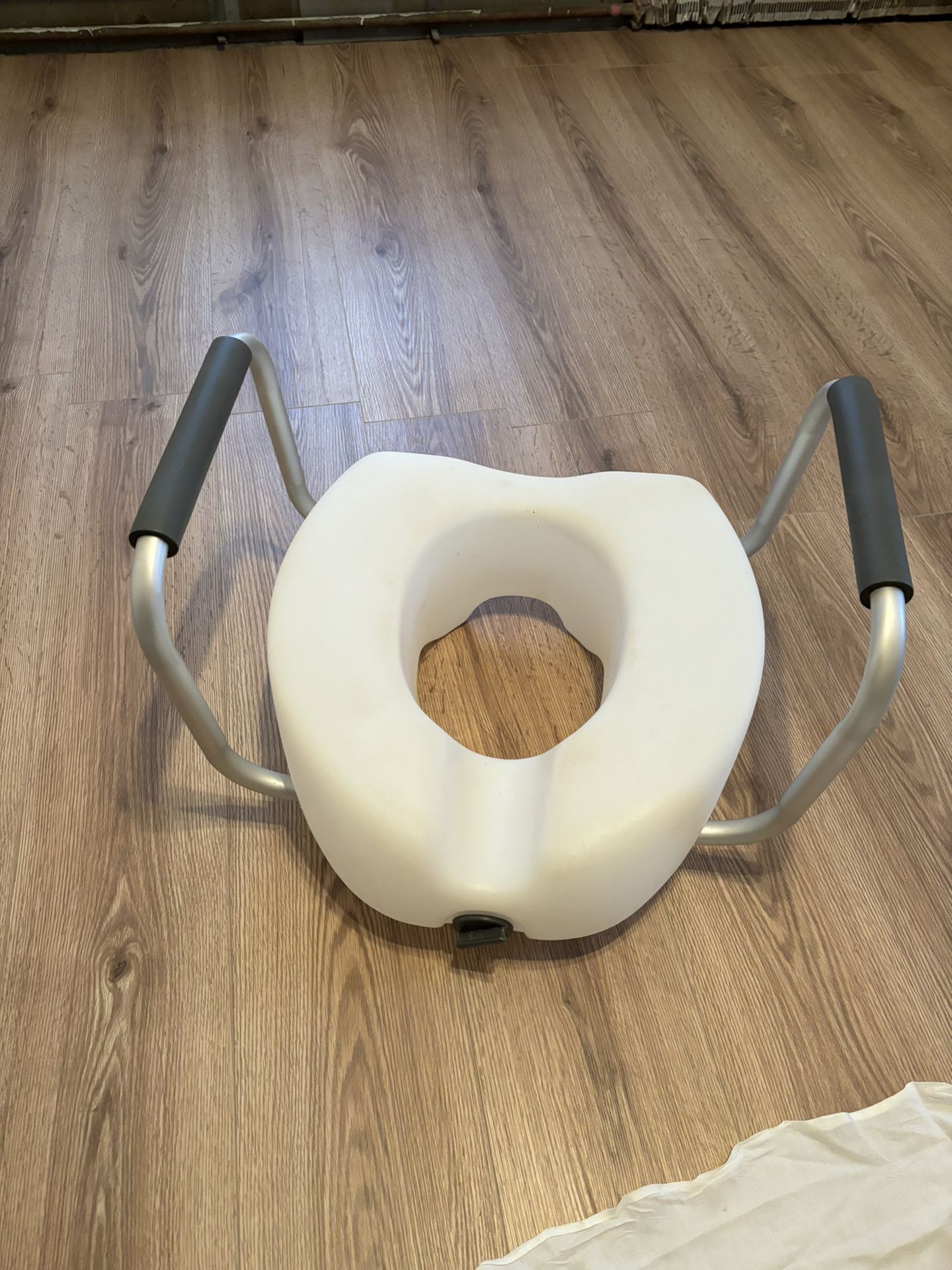 Toilet Buster  seat for adult 