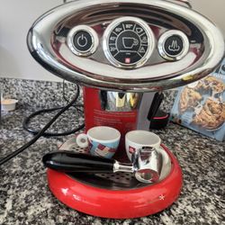 Illy Francis Francis X7.1 Espresso Machine – Retro Red