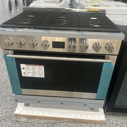 36’ Inches ELECTROLUX SLIDE IN GAS STOVE!!! Convection Oven!!! Air Fryer!!! STAINLESS STEEL BRAND NEW!!! 6 Burners!!!