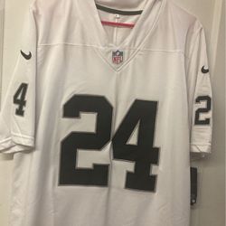 RAIDERS LYNCH JERSEY BRAND NEW