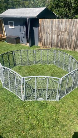 Evenflo 12 Panel Play Yard