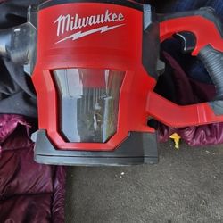 Milwaukee Vacuumm 