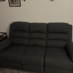 Sofa Recliner 1yr Old 